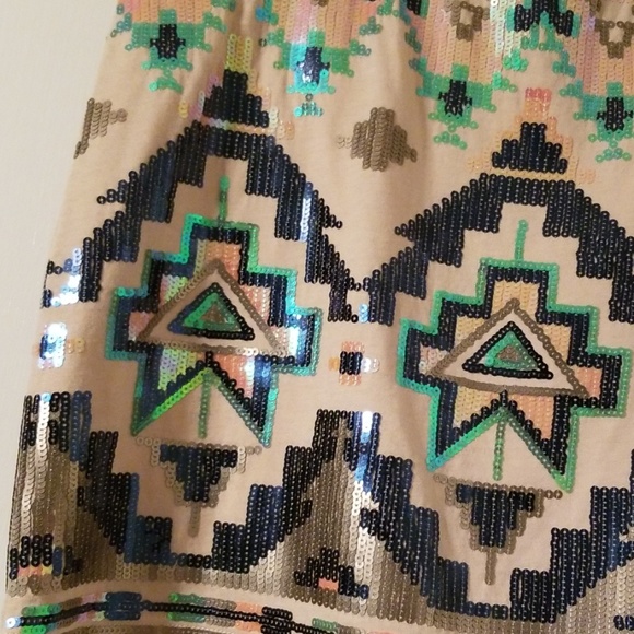 Express Sequin Skirt - Picture 3 of 7